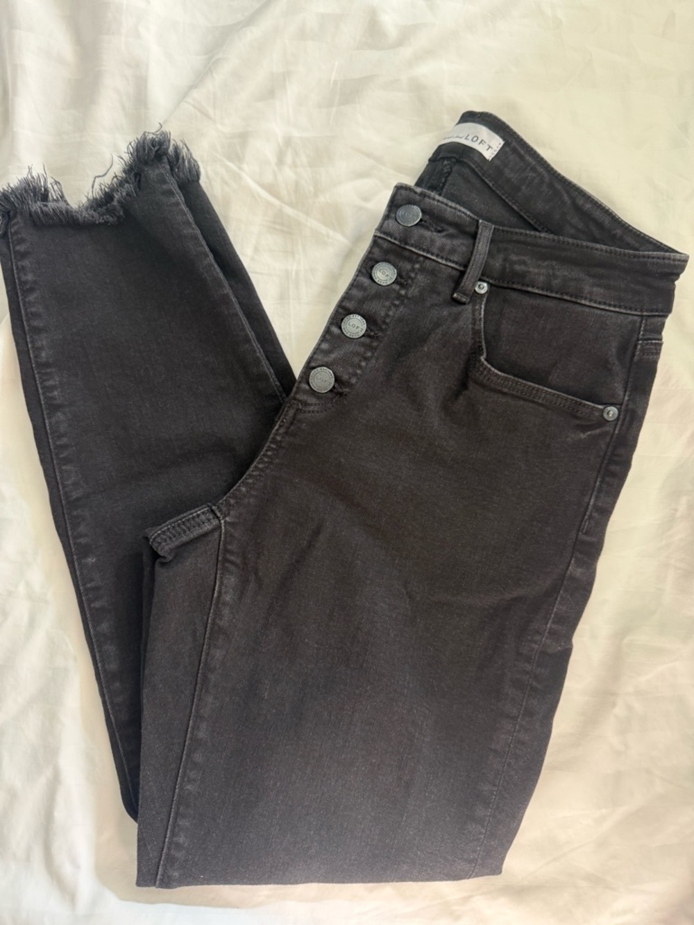 LOFT Black Curvy Skinny High-Rise Button-Fly Jeans